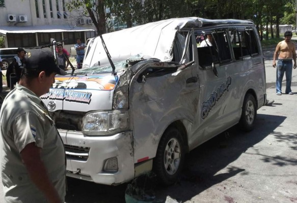 Cámara registra el accidente de un rapidito en San Pedro Sula