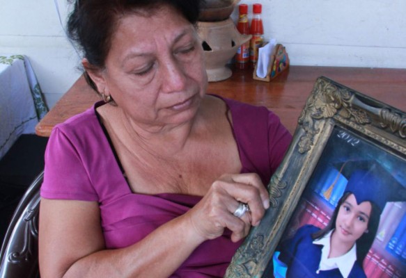 Abuela de hondureña desaparecida en EUA ruega por que regrese con bien