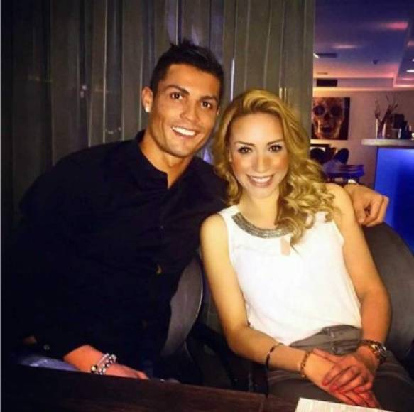 La semana pasada, Ale estuvo en Madrid y salió a cenar con el jugador del Real Madrid, lo que ha dado pie a muchas especulaciones sobre una relación más que de amistad entre ambos.