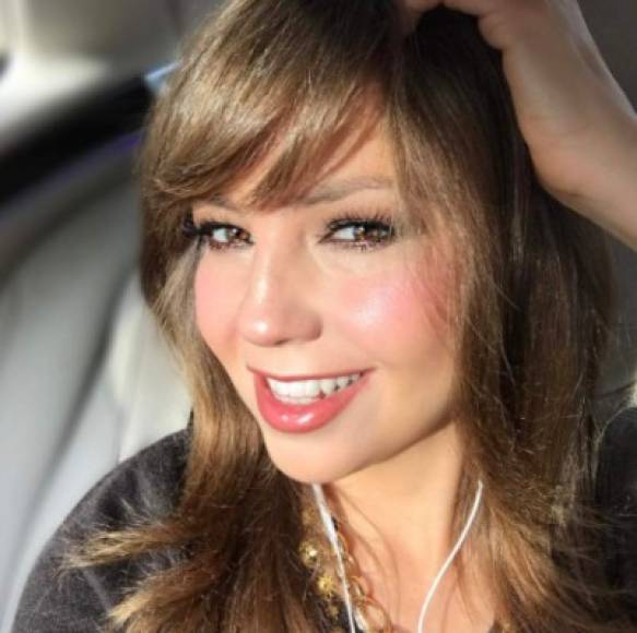 Thalía es una de las artistas más activas en Instagram, diariamente comparte fotos y videos con sus más de seis millones de seguidores que generalmente la llenan de halagos pero también le señalan cuando algo no es de su total agrado.