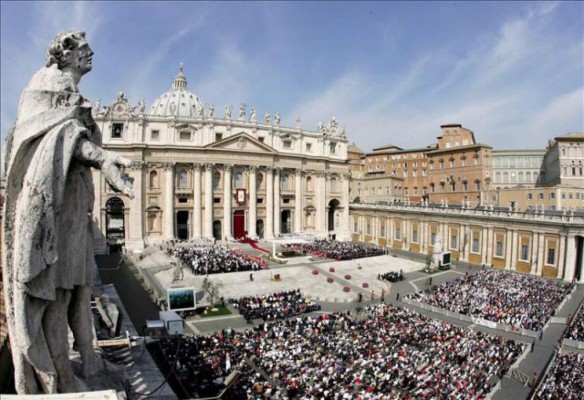 Cardenales no quieren un McDonals's frente al Vaticano