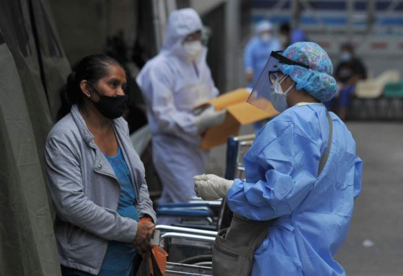 Triaje sampedrano recibe a 100 pacientes diarios en plena Semana Santa