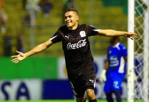 Olimpia propina una goleada al Marathón y lo hunde más