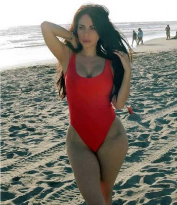 A la mexicana le gusta mucho la playa.