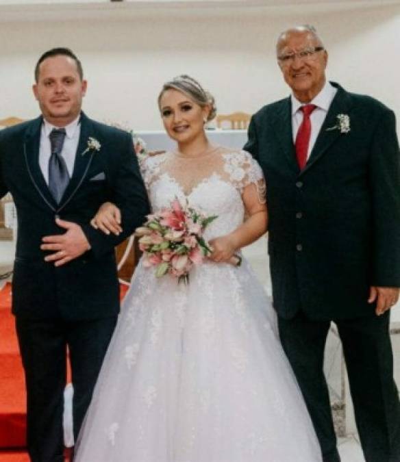 Flávia se había casado el años pasado.