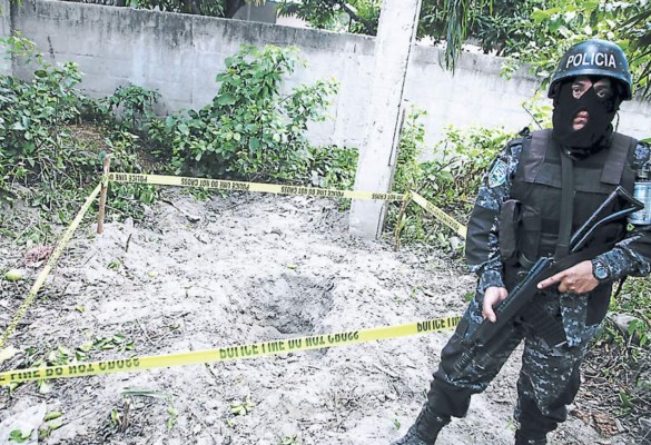 Hallan una tumba en patio de vivienda en San Pedro Sula