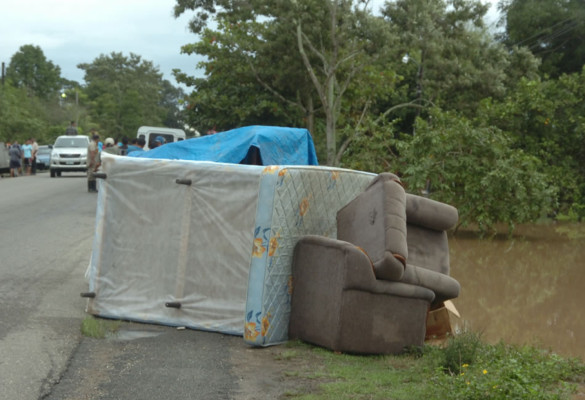 Un muerto por lluvias; amplían alerta roja en Atlántida y Colón