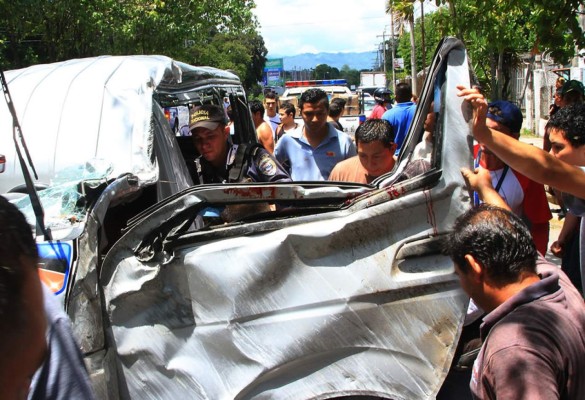 Cámara registra el accidente de un rapidito en San Pedro Sula