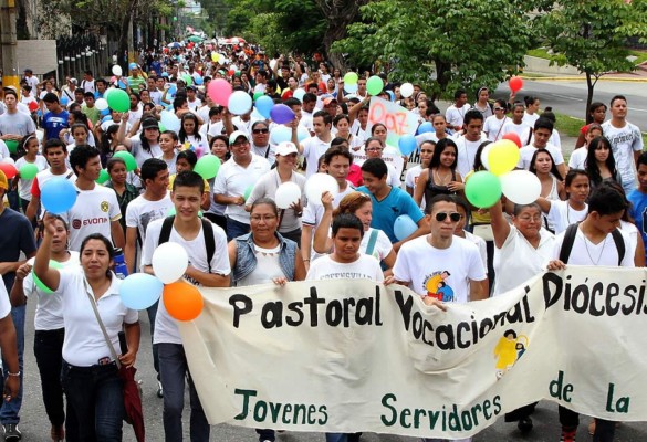 En Honduras sí se puede vivir en paz, claman jóvenes  