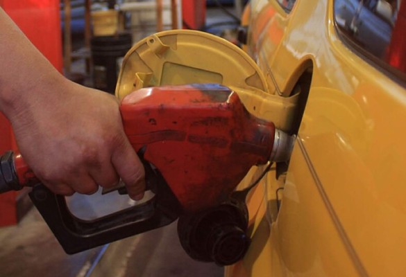 Gasolina superior sufre nueva alza en Honduras