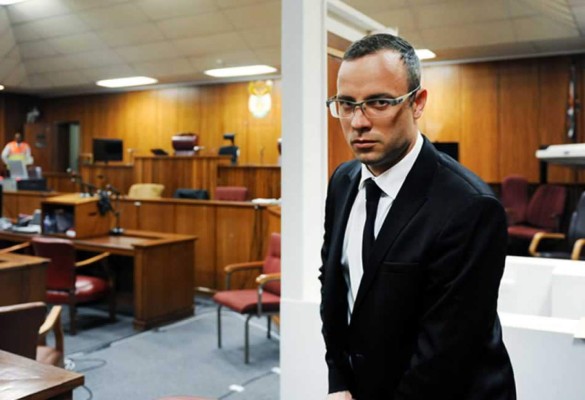 El juicio de Pistorius se aplaza al 7 de abril