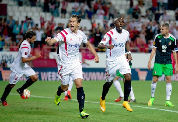 Sevilla inicia con buen pie la defensa del título de la Europa League