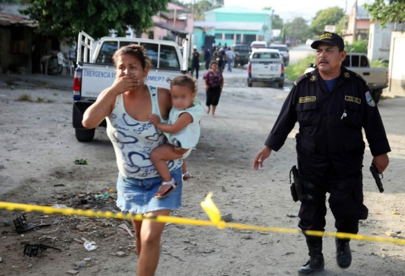 Niños quedan en medio de tiroteo que deja 6 muertos en Honduras