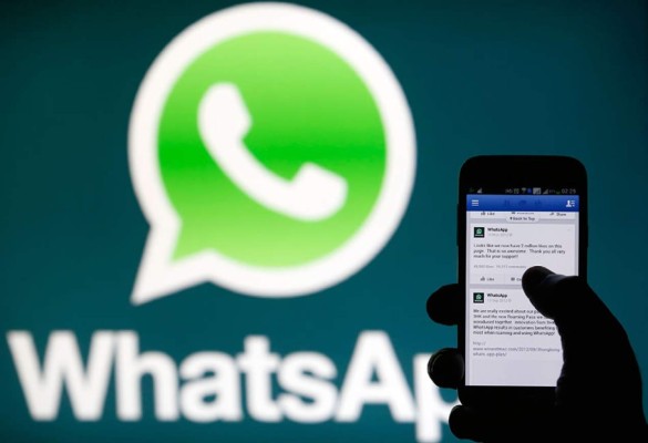 La UE evalúa el acuerdo Facebook-WhatsApp