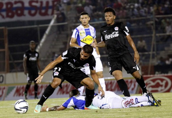 Olimpia vence al Victoria y tiene un pie en la final