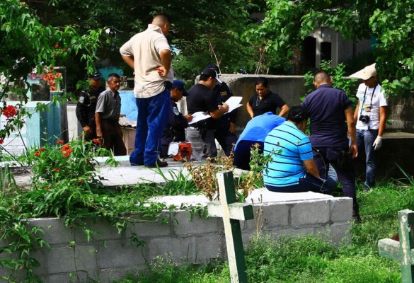 Dentro de cementerio ultiman a estudiante hondureña en Choloma