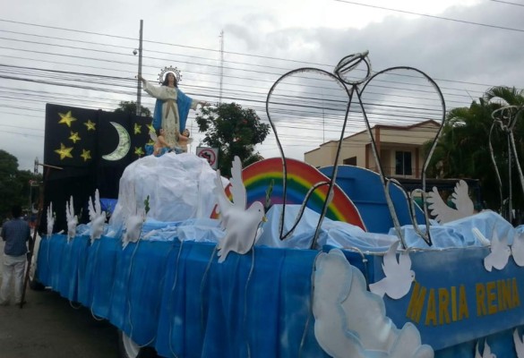 Puerto Cortés se alista para desfile de carrozas por Feria Agostina