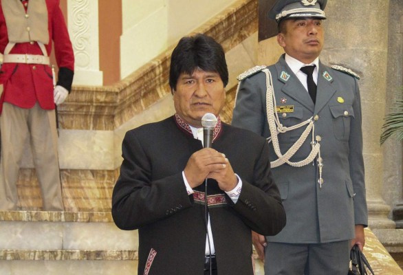 Evo Morales afirma que su reelección garantiza la 'continuidad democrática'