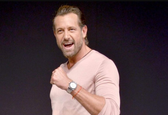 Gabriel Soto da vida a inmigrante en 'Mi Marido Tiene Más Familia'