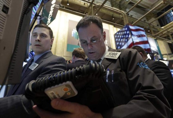 Wall Street cierra con fuertes pérdidas y el Dow Jones cae un 1.54%