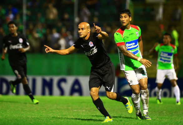 Olimpia propina una goleada al Marathón y lo hunde más