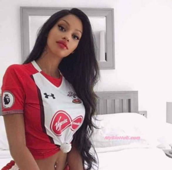 La chica es seguidora del Southampton ya que su novio Lemina milita en dicho club