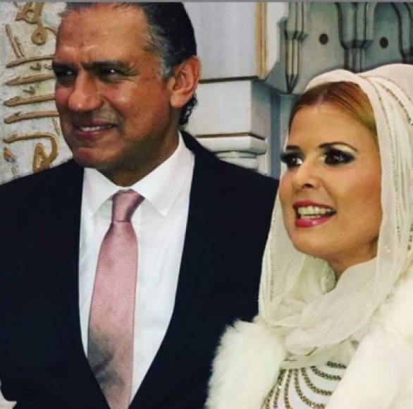 Está casada con el empresario egipcio Moataz Refaie, a quien conoció en un bar y asegura que fue un 'flechazo total'.