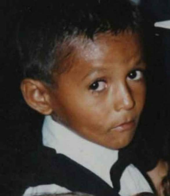 ¿Lo reconoces? Así era de niño el destacado jugador hondureño Andy Nájar.