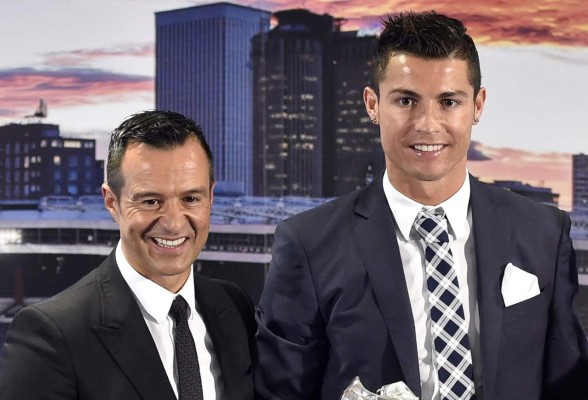 Representante de Cristiano Ronaldo ya se reunió con poderoso club