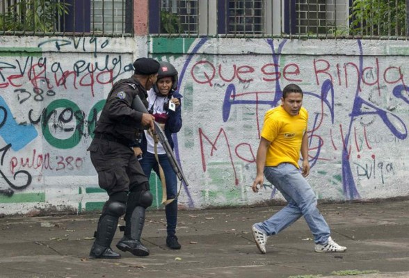 Ejército de Nicaragua niega que sus soldados estén disparando a la población