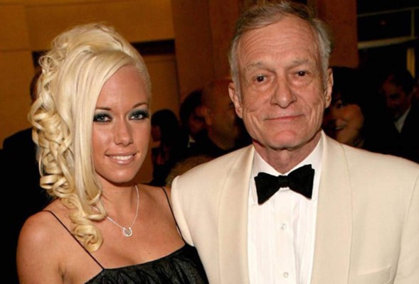 Kendra Wilkinson habla por primera vez de su vida sexual con Hugh Hefner