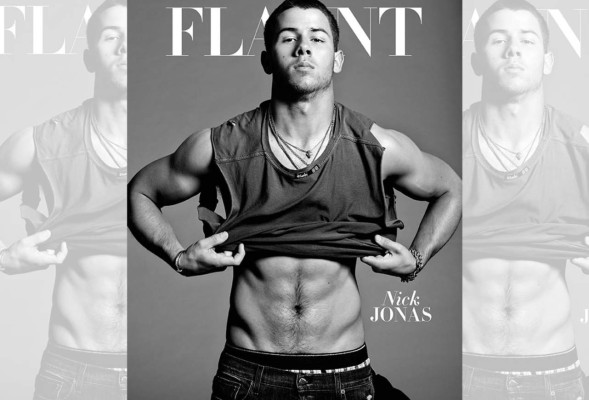 Nick Jonas se quita la ropa para mostrarlo todo