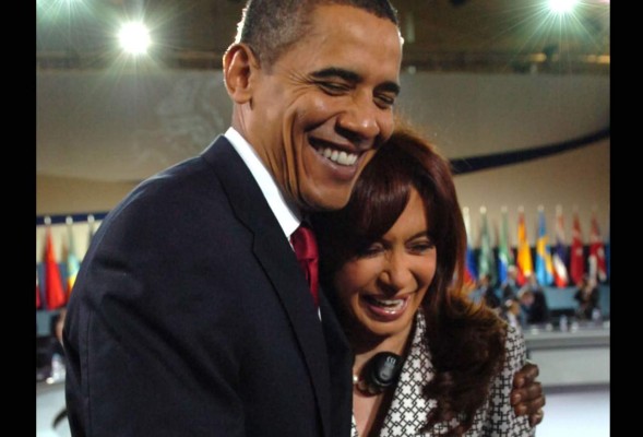 Presidenta de Argentina solicita explicación sobre deudas a Obama