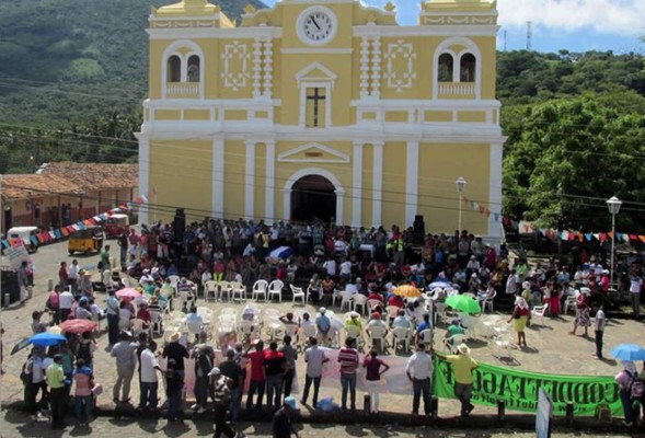 Manifestación en Amapala en oposición a las Zede