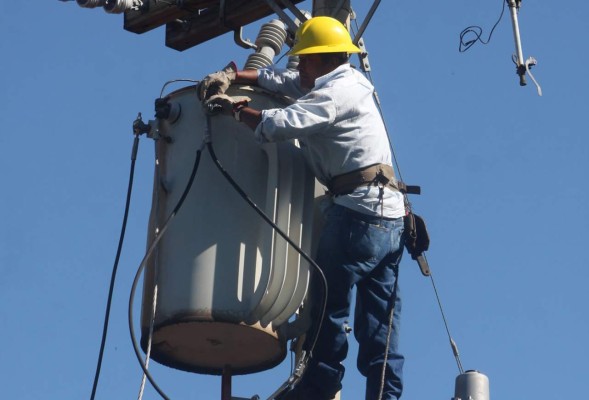 Medidas producirán ahorros de L5 mil millones en la Enee