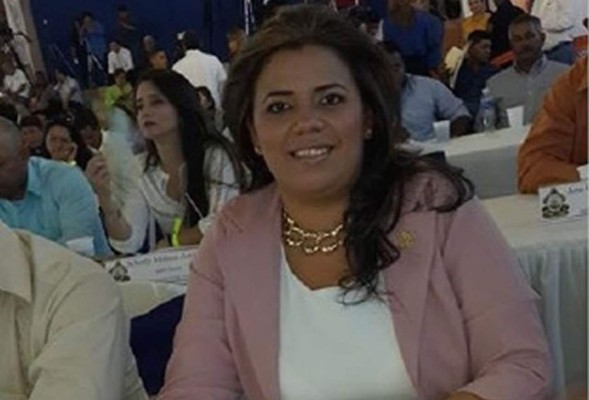 Diputada Tatiana Canales dijo que vienen más renuncias en Libre por hostilidad