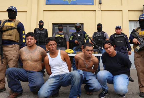 Capturan a sospechosos por triple asesinato en Chamelecón