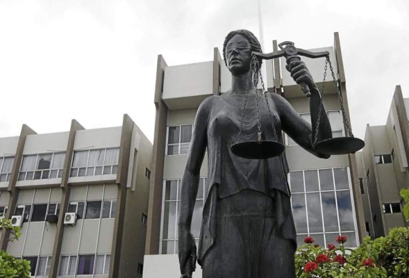 'Urge una nueva Corte Suprema de Justicia': Mauricio Villeda  