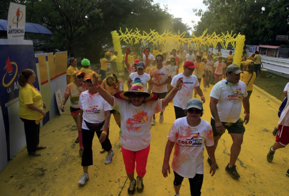 Más de 9,000 se pintaron por los niños del Catarino Rivas