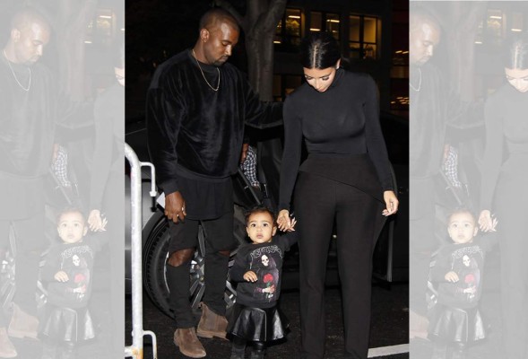 Kim Kardashian, Kanye West y North juntos en París