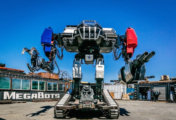 Combate 'a muerte” entre robots gigantes, el 'deporte” del futuro