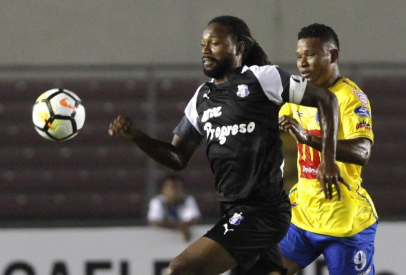 El Honduras Progreso cae en Panamá pero sigue con vida en la Concacaf