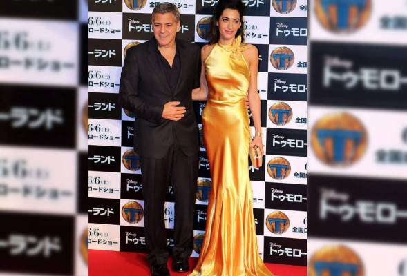 Amal opaca a George Clooney en estreno de Tomorrowland