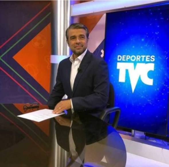 Juan Carlos Pineda Chacón - El periodista del programa 'Fútbol a Fondo' de Televicentro es hincha del Olimpia.