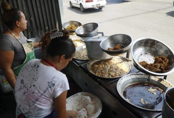 La ruta del pollo 'chuco” en San Pedro Sula