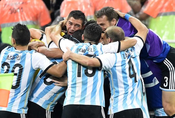 Argentina se impuso en penales a Holanda y alcanza su final soñada