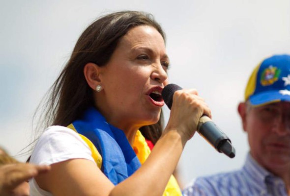 Corina Machado dice que lo único a negociar es la salida de Maduro
