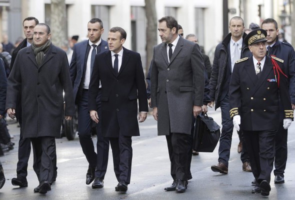 Macron da marcha atrás ante la presión de los 'chalecos amarillos'