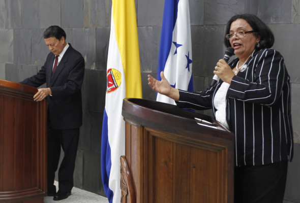 Julieta Castellanos es reelecta como rectora de la Unah por 4 años