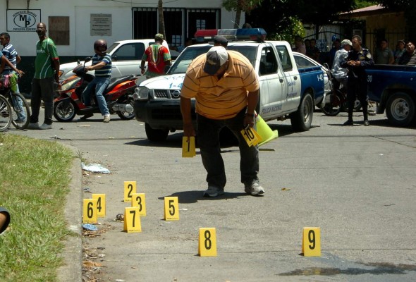Turba asesina a balazos a supuesto asaltante en La Ceiba